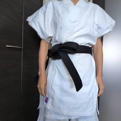 Rare Kusakura Judo/Karate Uniform (Top & Bottom) – Size 6, With Black Belt