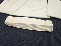 World Taekwondo Size 4 180cm Uniform White V White Belt Sporting Good