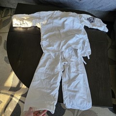 Gracie Academy Youth BJJ Gi White Size 000/110 with Patches – Bullyproof