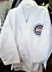 NEW ITBA Martial Arts MACS TAEKWONDO Shirt AND PANTS Kids White SET SIZE 425 1