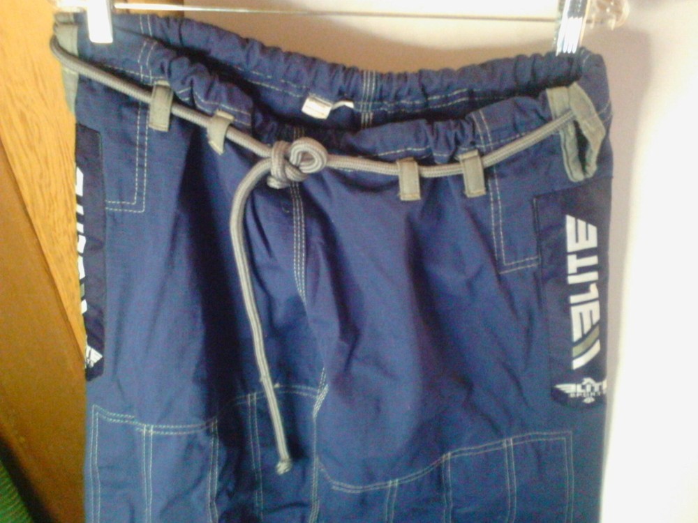 Elite Sports Martial Arts pants no size tag (see pictures for measure Navy Blue