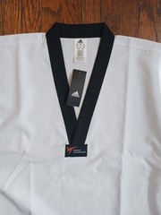 NWT ADIDAS World Taekwondo White Black Uniform Top Shirt Size 200