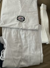 MARTIAL ARTS GROUP GI KIDS 0 WHITE GLADIATOR TAEKWONDO APPROVED MAG UNIFORM