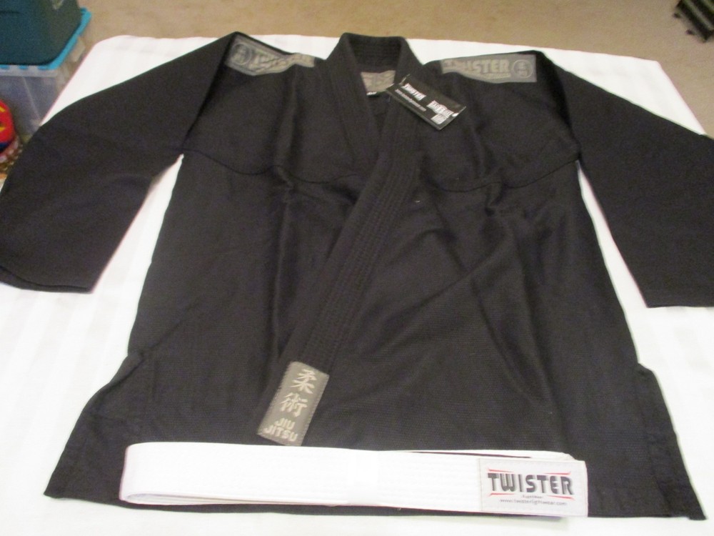 Twister Challenge BJJ Gi, Brazilian Jiu Jitsu Gi/Kimono / JiuJitsu Uniform