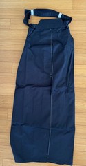 Sehyun Kendo men’s Uniform – kendo gi (no.6 size L) & hakama (size 29, 110cm)