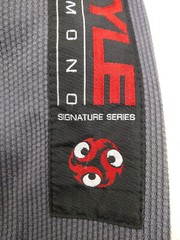 Freestyle Customs Kimono Martial Arts Gear Signature Series Men’s A2 No Belt EUC
