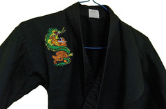 Century Martial Art Jacket Size 00 Child 4 Black Ties Embroidered Tiger & Dragon