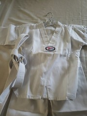 TAEKWONDO Martial Arts Karate Gi White Traditional Set Size 000 EXCELLENT COND
