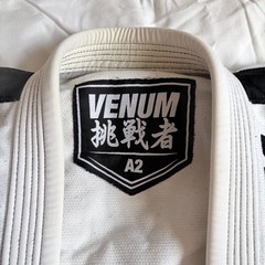 GUC Venum White Challenger BJJ Gi Jiu Jitsu Uniform & Bag (Size A2)
