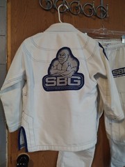 SBG Gi Youth Child White Blue Straight Blast Gym Jiujitsu Gym Complete Set C1 C2
