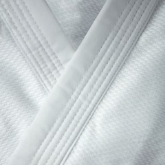 Judo Uniform Single Weave 550GM MMA Aikido Muay Thai Taekwond w/white Belt