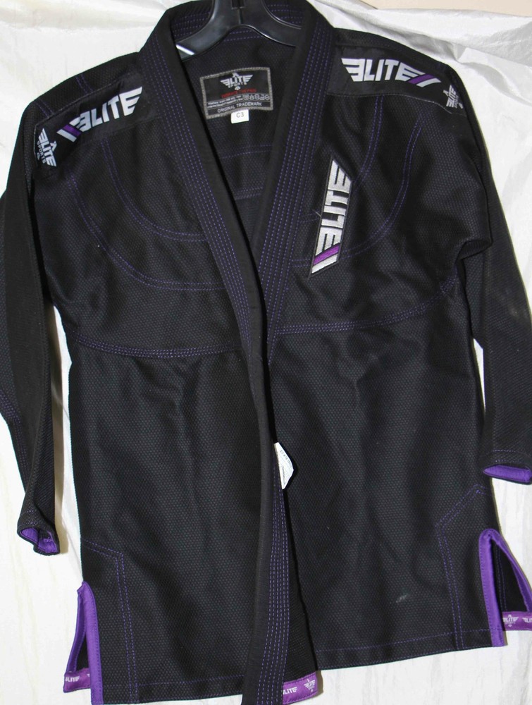Elite Sports Embrace The Pain Size C3 Jiu Jitsu, Karate jacket