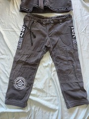 Hayabusa GI A4 Pearl Weave Jiu Jitsu Grappling Karate Grey Set