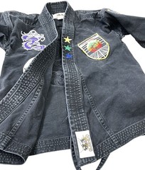 Bushido Gi Size 0/140 Martial Arts Supplies BJJ Jui Jitsu Black With Patches