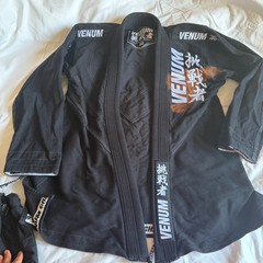GUC Black Venum BJJ Gi Challenger Ji Jitsu Uniform & Bag (Size A2)