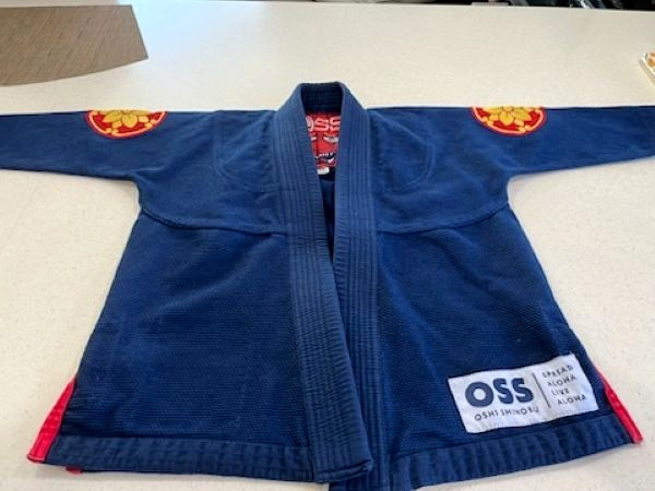 OSS- OSHINOBU-JIU JITSO ONI * SIZE M 1 – Embroidered in Navy, Yellow Gold & Red!
