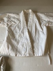 Century Kids Size 00 Martial Arts Youth Uniform Suit 2 Piece With Belt White