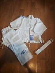 New Starpro Kids Karate Uniform 3 Piece Set Size 4T ( 110 )