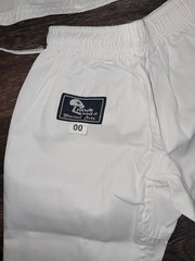 Karate Martial Arts Uniform – Childs Size 00 with Belt & Foam Nunchucks