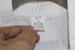 NEW in Package Kids White Cotton Bl Karate Uniform Gi Belt Included Size 0 6-8/M