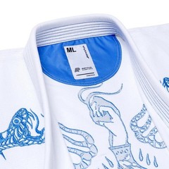 Albino and Preto Year of the Snake White Jiu Jitsu Gi Uniform BJJ 450 with bag