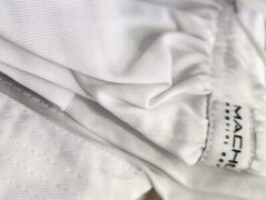 Macho Martial Arts Uniform – White – Tie Front Unisex Karate Brand New – Size 0