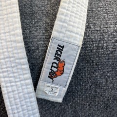 Tiger Claw Karate Gi Uniform White w Belt Adult Taekwondo Judo L