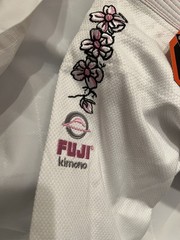 FUJI 7016-W6 – IBJJF Uniform, Pink/White, Size WC1