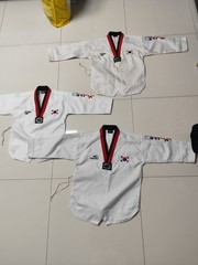used. Taekwondo Uniform Dobok Top Size 130cm korea