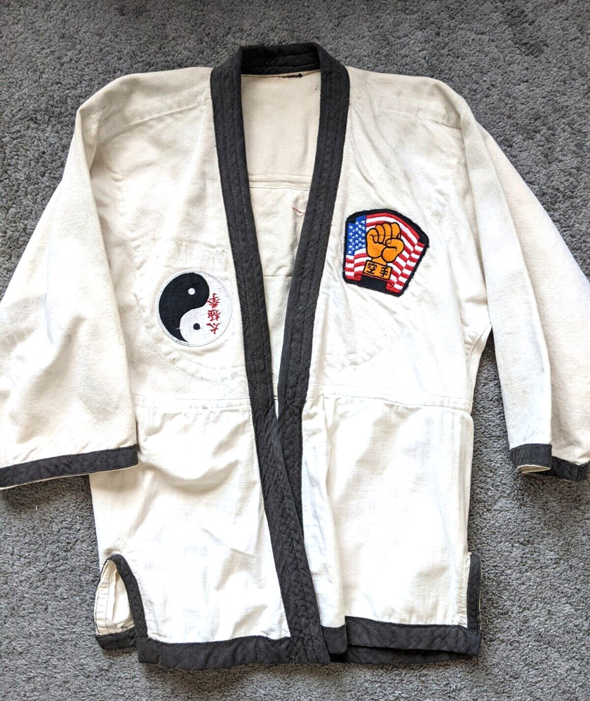 VTG MEN MEDIUM TAE KWON DO GI JACKET UNIFORM WHITE W/ DRAGON PATCH