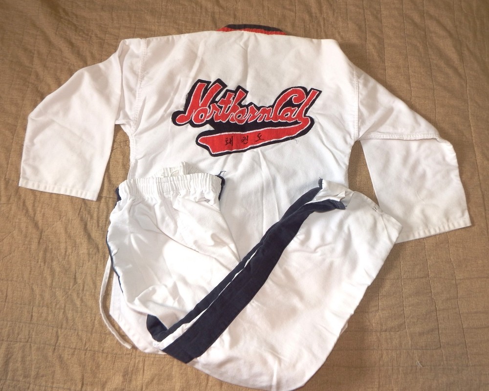 Vintage Martial Arts Northern Cal Taekwondo Dobok Uniform Size 2