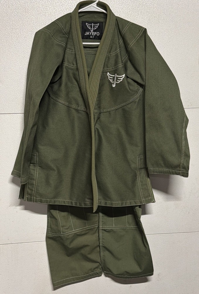 Jayefo Brazilian JiuJitsu Gi Size A-1 Olive Green Used Top & Bottom Set Training