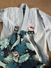 Hello Kitty X Moya Brand Gi Size K4- JACKET & GI BAG ONLY – Shoyoroll _ Pastel