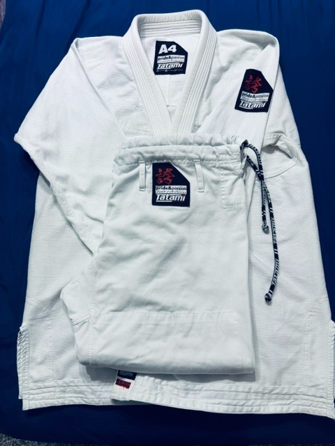 Tatami Hokori 2.0 Gi White Size a4
