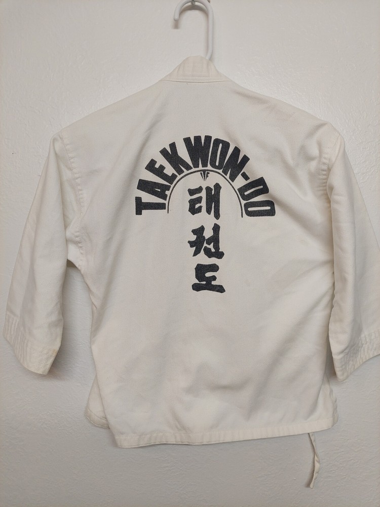 Taekwon-do GI Child Size 000 Tiger Claw’s TC2000 White Top Only Uniform Costume