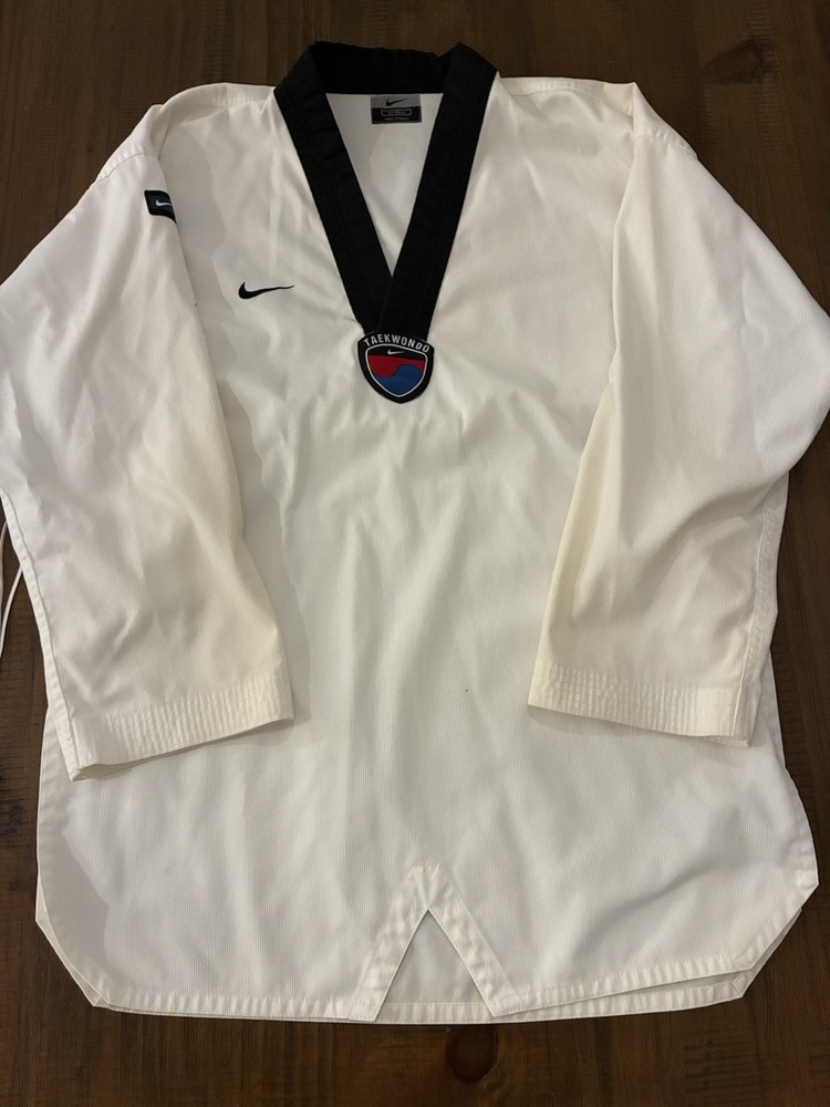 Nike Taekwondo Top Mens Size 9/190cm Black Collar Uniform Martial Arts