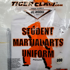 Tiger Claw Student Martial Arts Uniform TC2000 Series Kids Size 000 50 lbs 4′-0″
