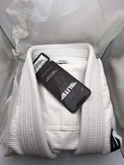 Elite Sports White Set A2 – ET2500WHITEA2 – Elite New with Tag (Dirt Spot)