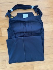Sehyun Kendo men’s Uniform – kendo gi (no.6 size L) & hakama (size 29, 110cm)