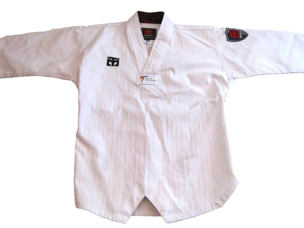MOOTO MTX Uniform World Taekwondo 120 3XS Las Vegas Yang Masters Center White