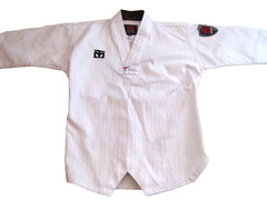 MOOTO MTX Uniform World Taekwondo 120 3XS Las Vegas Yang Masters Center White