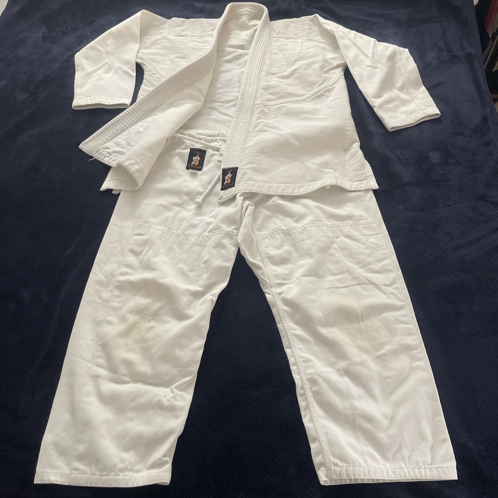 Pre-owned Gi size M3 By “Your Jiu Jitsu Gear”