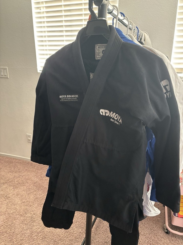 moya brand gi Used Kids Compair K4