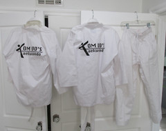 Martial Arts Tae Kwon Do Uniform Youth 1 Pant & 2 Shirts-Tom Vo’s Lot
