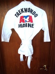 MAINE TAEKWONDO Kids Unisex Martial Arts Top No Pants Size 0 VG Condition LQQK!