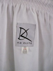 KD Elite Cotton/Poly White Martial Arts Uniform for Karate/Taekwondo 4/180
