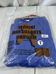 Tiger Claw TC2000 Martial Arts Adult Size 7 6′ 225 Lb Student Uniform Royal Blue