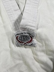 Century Taekwondo Uniform Top Adults Medium White Karate Dobok Training Gear