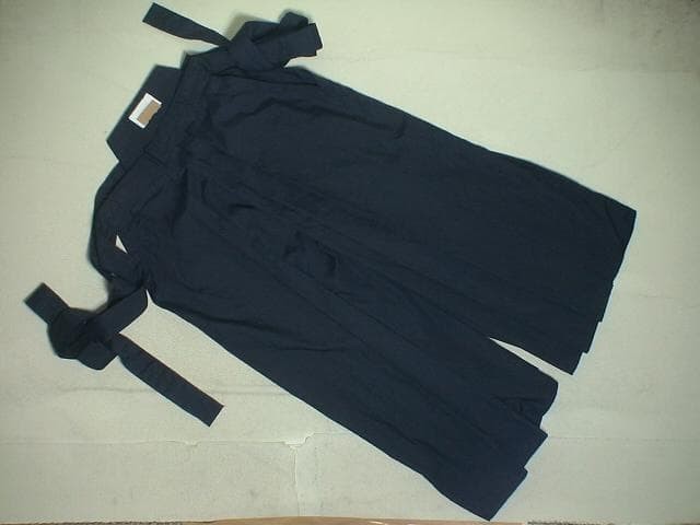 Japanese Kendo Iaido Gi Jacket Horse Riding Hakama Pants Navy Blue