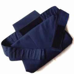 Japanese Hakama with Hook and Loop Fastener – Budo – Aikido – Kendo (Navy blue)